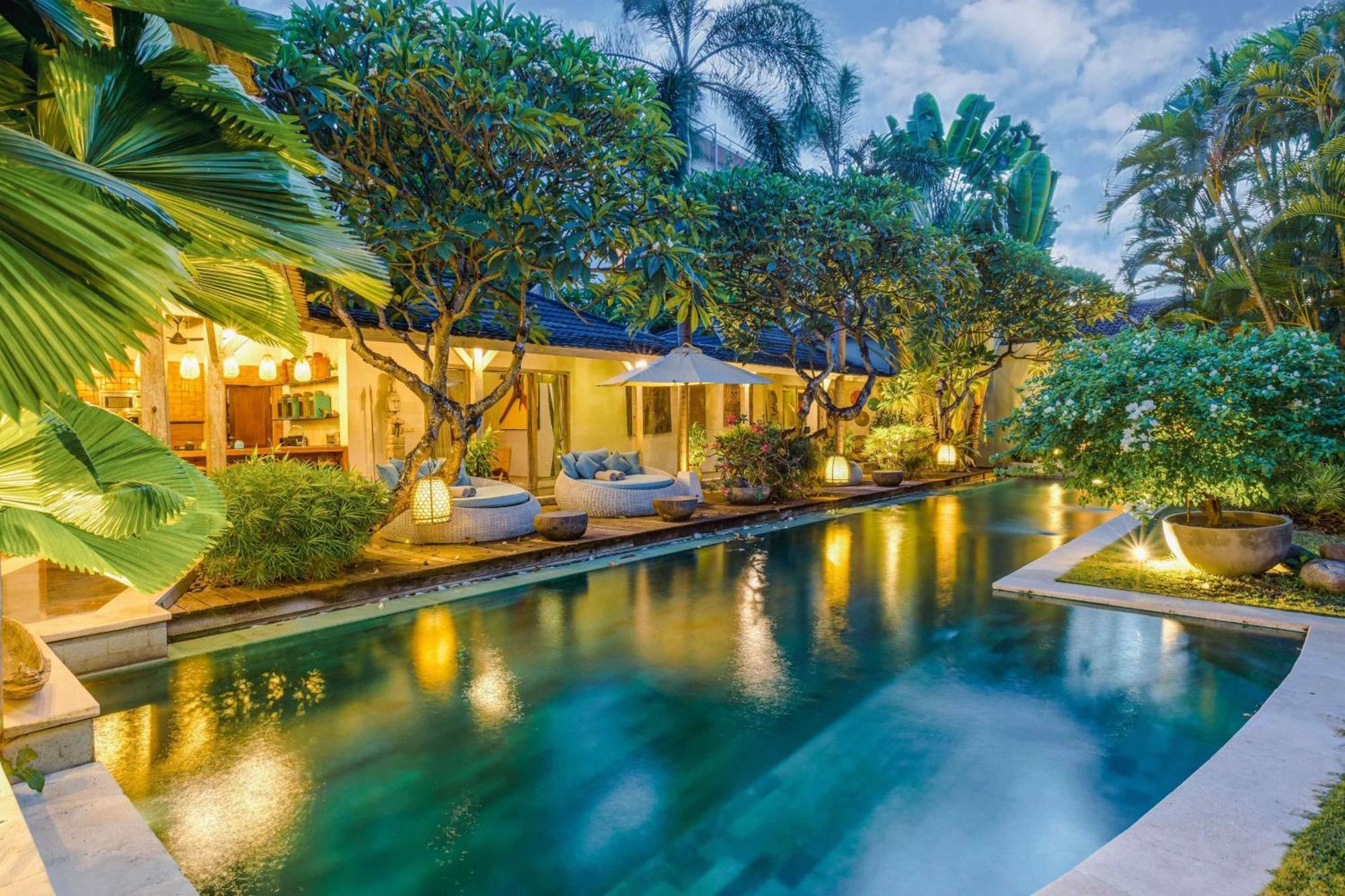Villa Cinta Damai - Stunning & Stylish 4Br Luxury Villa In The Heart Of Seminyak, Just A 10-Min Walk To The Beach Bagian luar foto