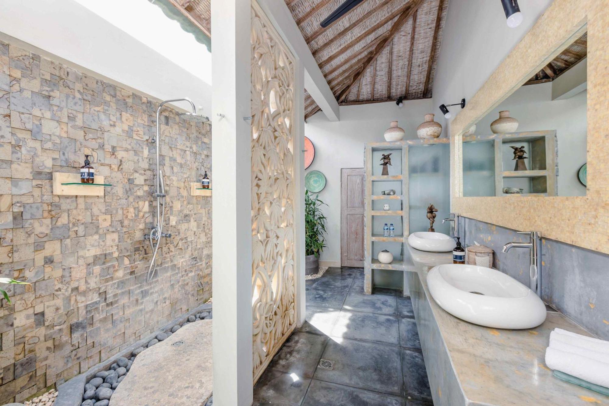 Villa Cinta Damai - Stunning & Stylish 4Br Luxury Villa In The Heart Of Seminyak, Just A 10-Min Walk To The Beach Bagian luar foto