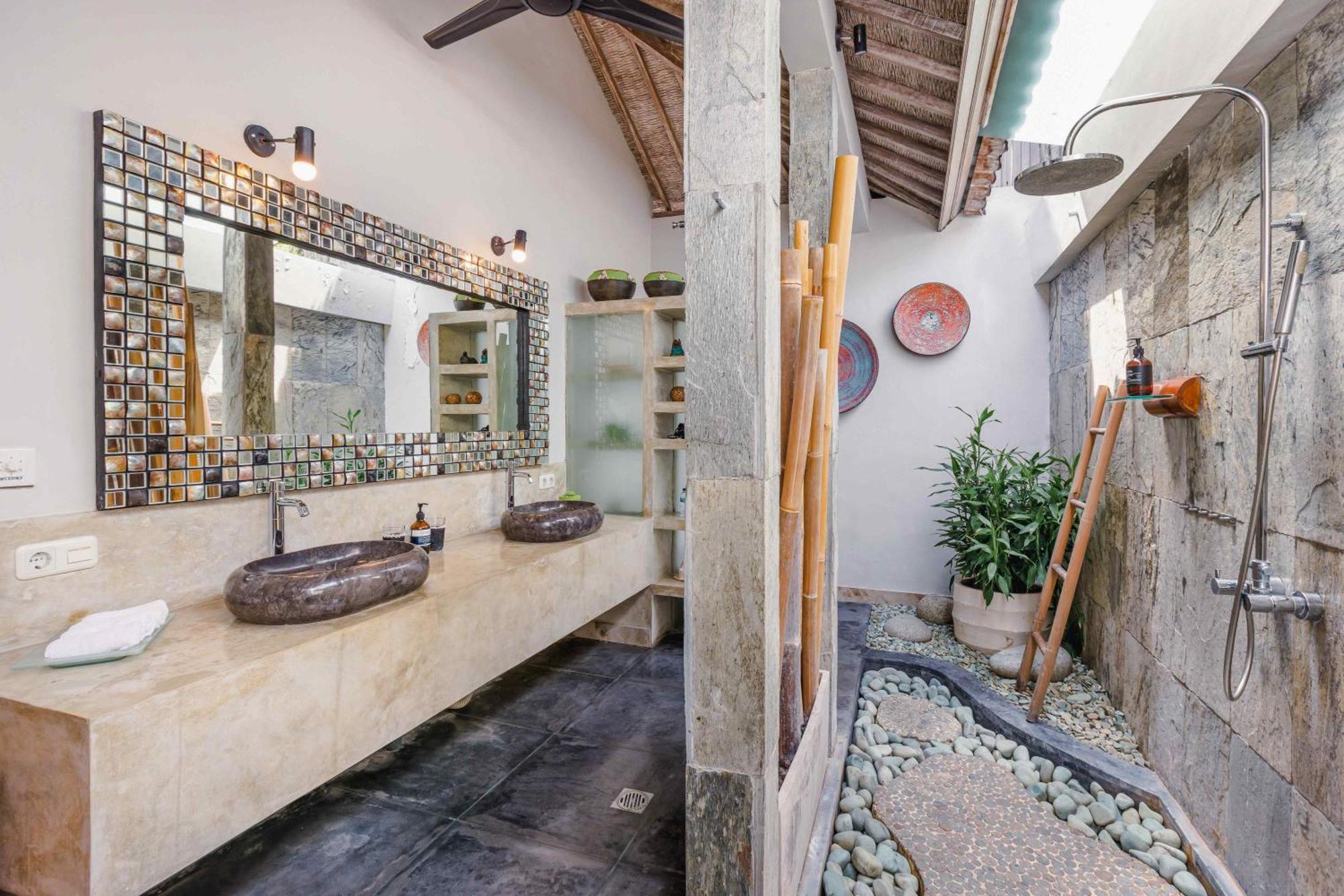 Villa Cinta Damai - Stunning & Stylish 4Br Luxury Villa In The Heart Of Seminyak, Just A 10-Min Walk To The Beach Bagian luar foto